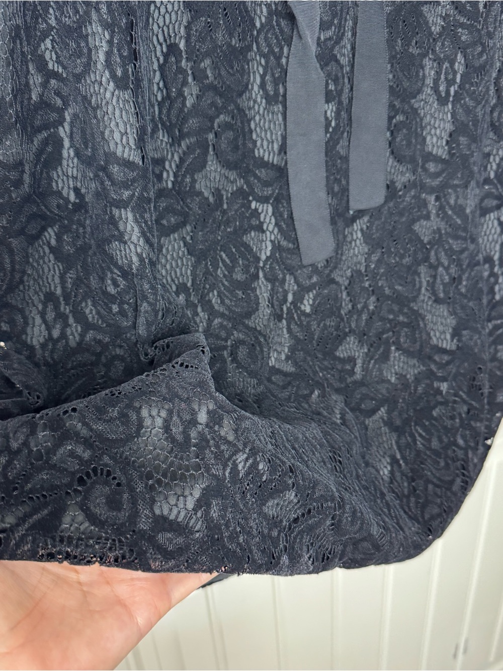 KARL LAGERFELD 🖤 Black Lace Tie-Neck Mini Dress (Women’s Size X-Large) - Picture 7 of 10
